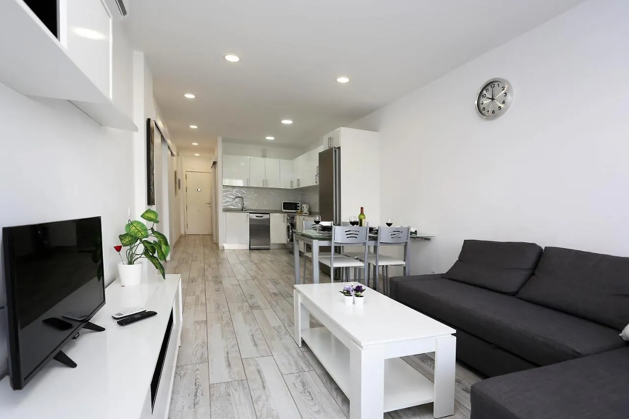 Agaete Parque: Apartamento Vista Piscina Playa del Ingles  Apartment