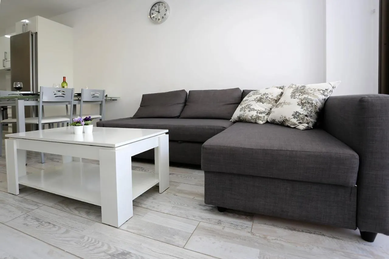 Agaete Parque: Apartamento Vista Piscina Playa del Inglés 0*,  Španělsko