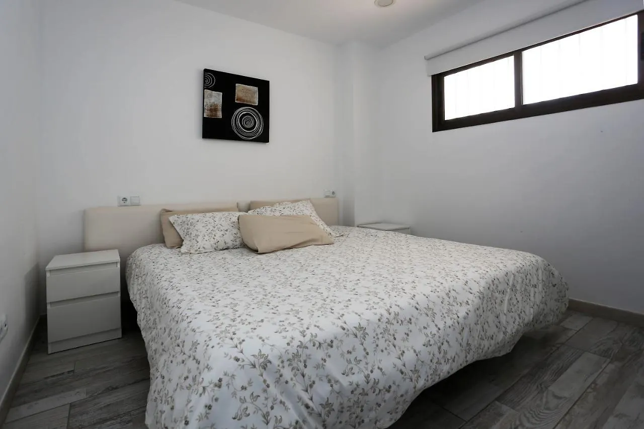 Apartment Agaete Parque: Apartamento Vista Piscina Playa del Ingles  Spain
