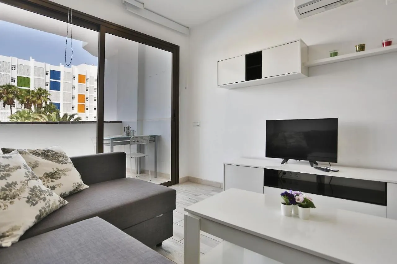 Agaete Parque: Apartamento Vista Piscina Playa del Ingles  0*, Playa del Ingles (Gran Canaria)